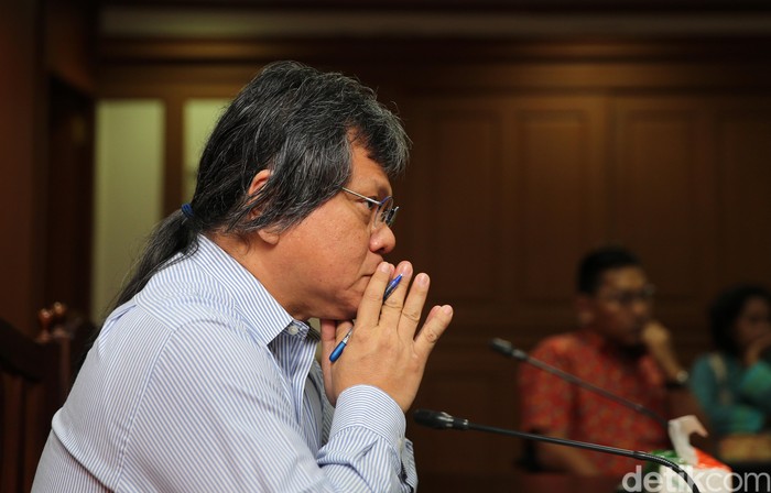 Ombudsman: Kekisruhan Taksi Online Akibat Terlambatnya Regulasi