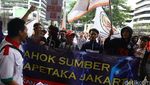 Aksi Demo desak KPK Tahan Ahok