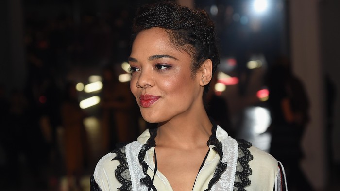 Bintang Film Selma Disebut Akan Berbagi Asmara dengan Thor dalam Ragnarok