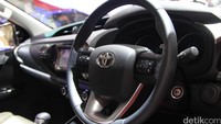 Interior Hilux TRD. Foto: Dadan Kuswaraharja