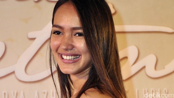 Deretan Selebriti di Pemutaran Perdana Film Surat Cinta untuk Kartini