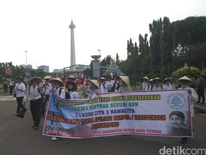 Massa Aksi Minta Mendes Cabut Keputusan Soal Pendamping Dana Desa