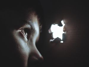 Cerita Sopir Taksi Selamatkan Gadis Linglung yang Diduga Korban Penculikan