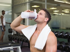 Perhatikan Hal Ini Jika Hendak Konsumsi Protein Shake untuk Turunkan Bobot