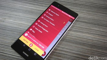 Seiring perkembangan internet yang makin cepat dan murah, serta meluasnya peredaran smartphone yang terjangkau, semakin kemari Bukalapak juga makin dikenal. Kini menjejaki 8 tahun sejak pertama kali didirikan, Bukalapak telah menjadi salah satu pemain e-commerce paling dikenal di Indonesia. Foto: detikINET/Irna Prihandini