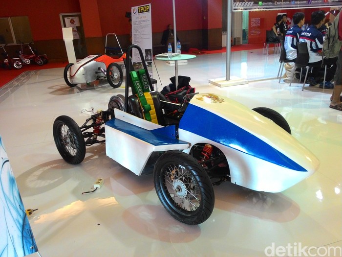 Mahasiswa Politeknik Negeri Jakarta Ingin Bikin Mobil Listrik Sendiri