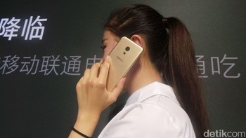 Pro 6 ditenagai Helio X25 yang memiliki 10 inti, GPU Mali T-880 dan RAM 4 GB. Foto: detikINET/Rini Friastuti