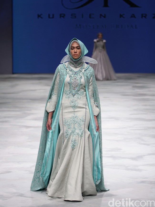 Kursien Karzai Moslem Bridal Indonesia Fashion Week 2016 at Jakarta Convention Center. Senayan. Jakarta. [Foto: Mohammad Abduh/Wolipop]