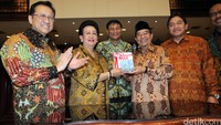 Rapat mendengarkan pemaparan BPK RI.