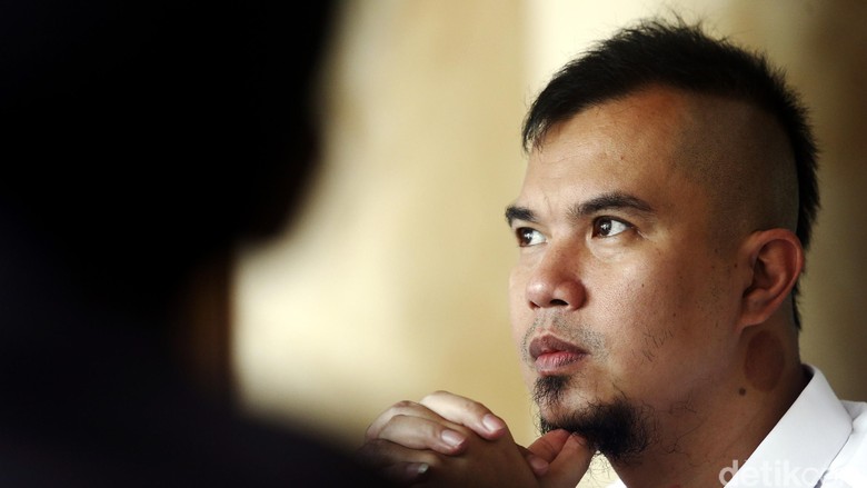 Pengacara Beri Penjelasan soal Ahmad Dhani Pernah Minta Bantuan NU dari FPI Pengacara Beri Penjelasan soal Ahmad Dhani Pernah Minta Bantuan NU dari FPI