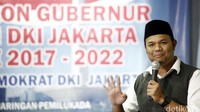 Muhammad Idrus menyampaikan sambutannya.