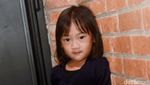 Aih, Putri Rian dMasiv Masih Kecil Sudah Lihai Berpose!