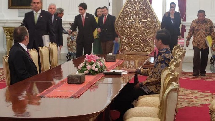Presiden Jokowi Temui Eks Presiden Chile Bahas TPP