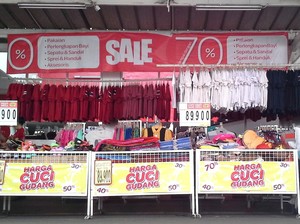 Cuci Gudang Fashion Dewasa dan Anak di Transmart Carrefour