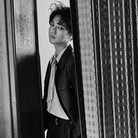 Baru-baru ini Yesung Super Junior juga membuat fans khawatir. Ia diketahui makan dua hari sekali agar bentuk tubuhnya sempurna saat comeback. Tapi Yesung mengklarifikasi bahwa diet itu dia lakukan tiga tahun lalu. Kini pola makannya sudah lebih sehat. Foto: SM Entertainment