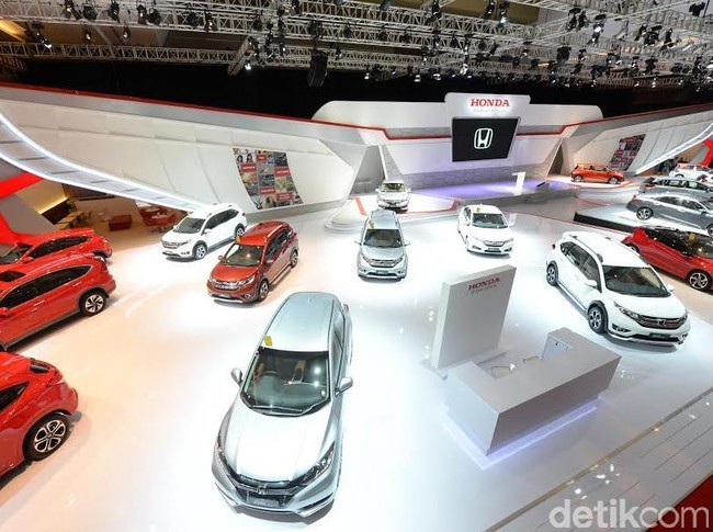 Berburu Diskon Mobil Puluhan Juta