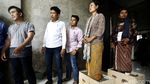 Aksi 9 Wanita Cor kaki Bertahan di LBH