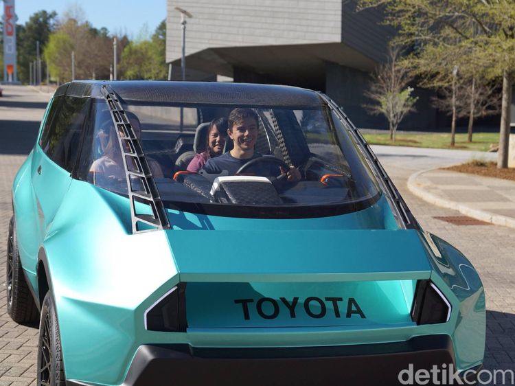 Toyota Boxy Buatan Mahasiswa