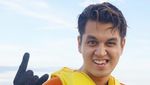 Kevin Julio dan Jessica Mila Asyik Naik Jet Ski di Bali