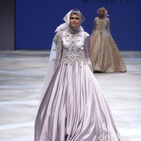 Kursien Karzai Moslem Bridal Indonesia Fashion Week 2016 at Jakarta Convention Center. Senayan. Jakarta. [Foto: Mohammad Abduh/Wolipop]