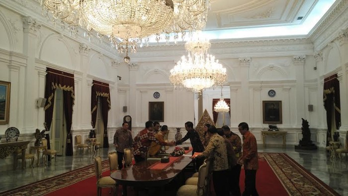 Pimpinan MPR Bertemu Presiden Jokowi Bahas GBHN