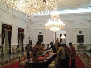Pimpinan MPR Bertemu Presiden Jokowi Bahas GBHN