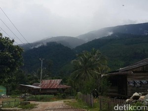 Begini Suasana Tegang di Taman Jeka, Zona Merah Bekas Basis Santoso