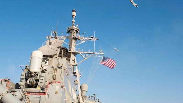 2 Kapal Perang AS Berlayar di Selat Taiwan, China Protes Keras 2 Kapal Perang AS Berlayar di Selat Taiwan, China Protes Keras