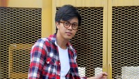 Selain berakting, ia juga menjadi Co-Produser dalam film tersebut.
