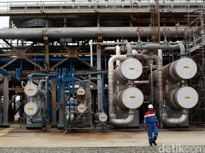 Jokowi Minta Harga Gas Industri Turun Dalam 2 Bulan, Ini Respons Luhut