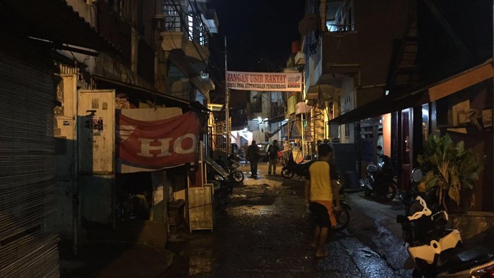 Napak Tilas Kampung Akuarium dan Luar Batang