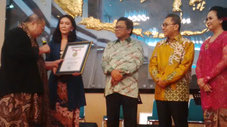 Sosialisasi 4 Pilar Libatkan 1.000 Pemusik Keroncong, MPR Diganjar Rekor MURI Sosialisasi 4 Pilar Libatkan 1.000 Pemusik Keroncong, MPR Diganjar Rekor MURI