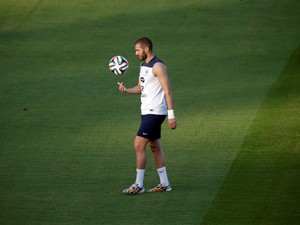 Prancis Sedang Sibuk Persiapkan Diri, Kritik Benzema pun Disayangkan