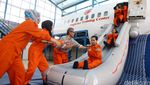 Melihat Pramugari Lion Air Mempersiapkan Diri