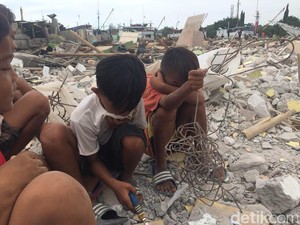 Kisah Sedih Heri: Bocah SD yang Kini Tak Sekolah dan Jadi Manusia Perahu Luar Batang