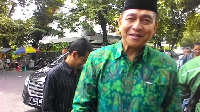 Konvoi dengan Jeep, Jenderal Bintang Dua Polisi ini Daftar Cagub DKI ke PDIP