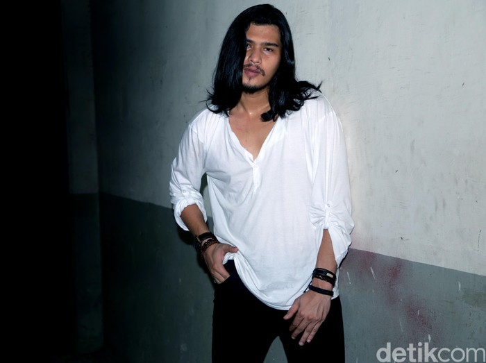 Tantangan Besar Virzha di Balik Meroketnya Album Satu