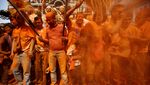 Kemeriahan Festival Sindur Jatra di Nepal