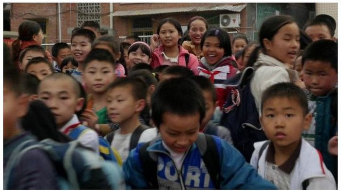 Puluhan Juta Anak di China Ditinggal Orang Tua Mereka
