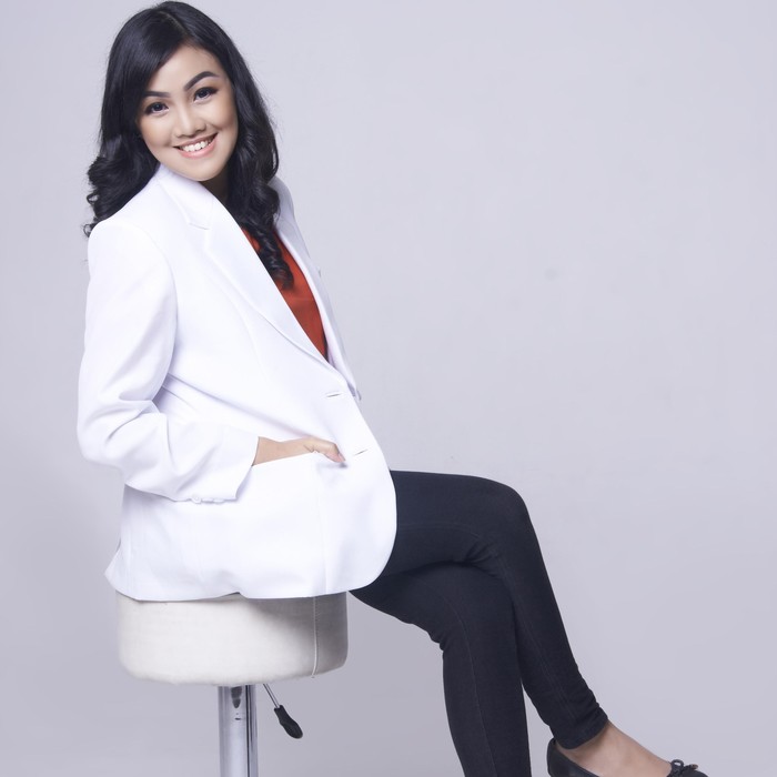 dr. Meta Hanindita, SpA