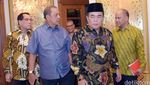 Akom Sowan ke Rumah Habibie