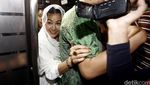 Wanita Emas Penuhi Panggilan Polisi