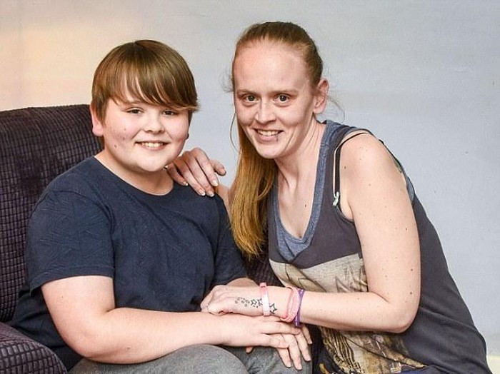 Usai Sembuh dari Kanker 8 Tahun Lalu, Bocah Ini Cuma Mau Makan Garlic Bread