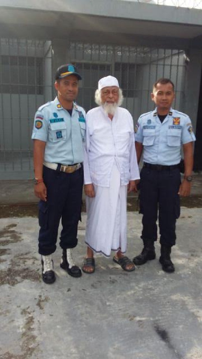 Penampakan Abu Bakar Baasyir di LP Pasir Putih Nusakambangan