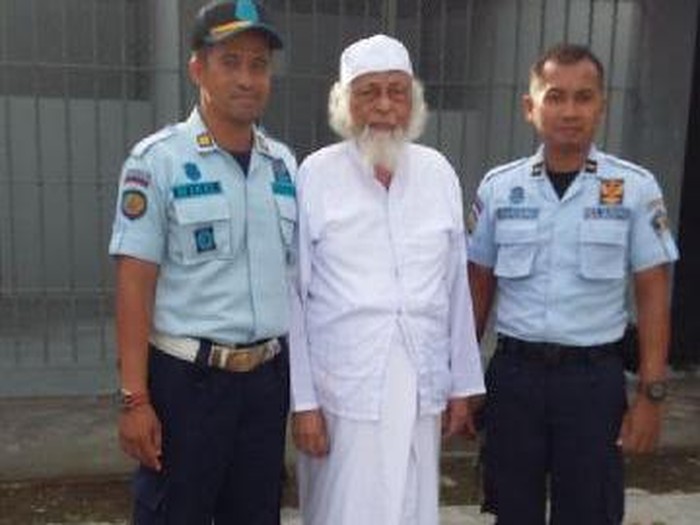 Beredar Kabar Abu Bakar Baasyir Dipindah dari Nusakambangan, Puluhan Brimob Berjaga
