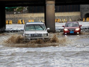 Korban Tewas Akibat Banjir Langka di Arab Saudi Bertambah Jadi 18 Orang