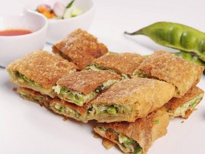 Petai Hingga Klepon Jadi Isian Unik Martabak (1)