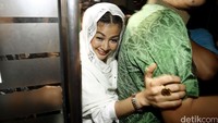 Penyidik Subdit Jatanras Ditreskrimum Polda Metro Jaya telah memanggil Wanita Emas sebanyak dua kali, tetapi tidak ada satupun yang dipenuhinya.