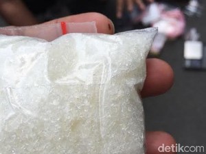 Tembakan Polisi di Kerumunan Warga Hentikan Pelarian Sarkawi Si Bandar Sabu