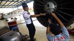 Calon Pilot dan Mekanik Lion Air Asah Kemampuan